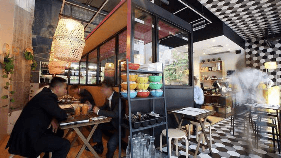 pok pok inside-1